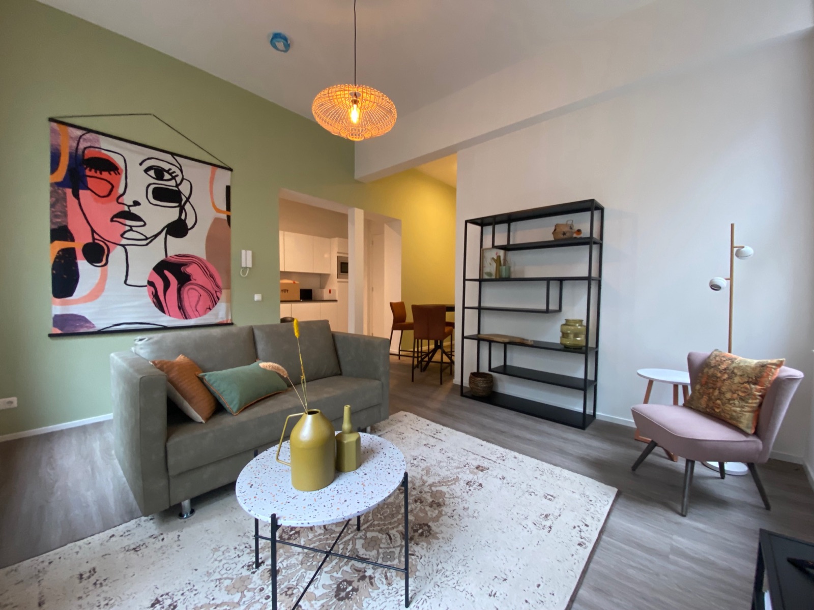 Gemeubileerd interieur van Nieuwe Boteringestraat 21 in Groningen 2