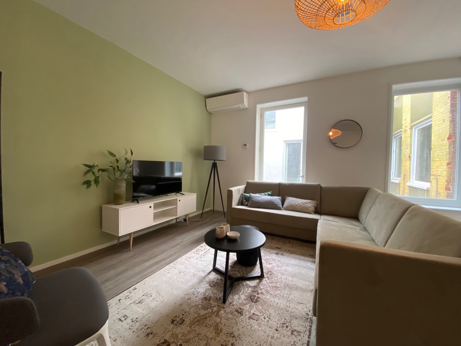 Gemeubileerd interieur van Nieuwe Boteringestraat 23-B in Groningen 12