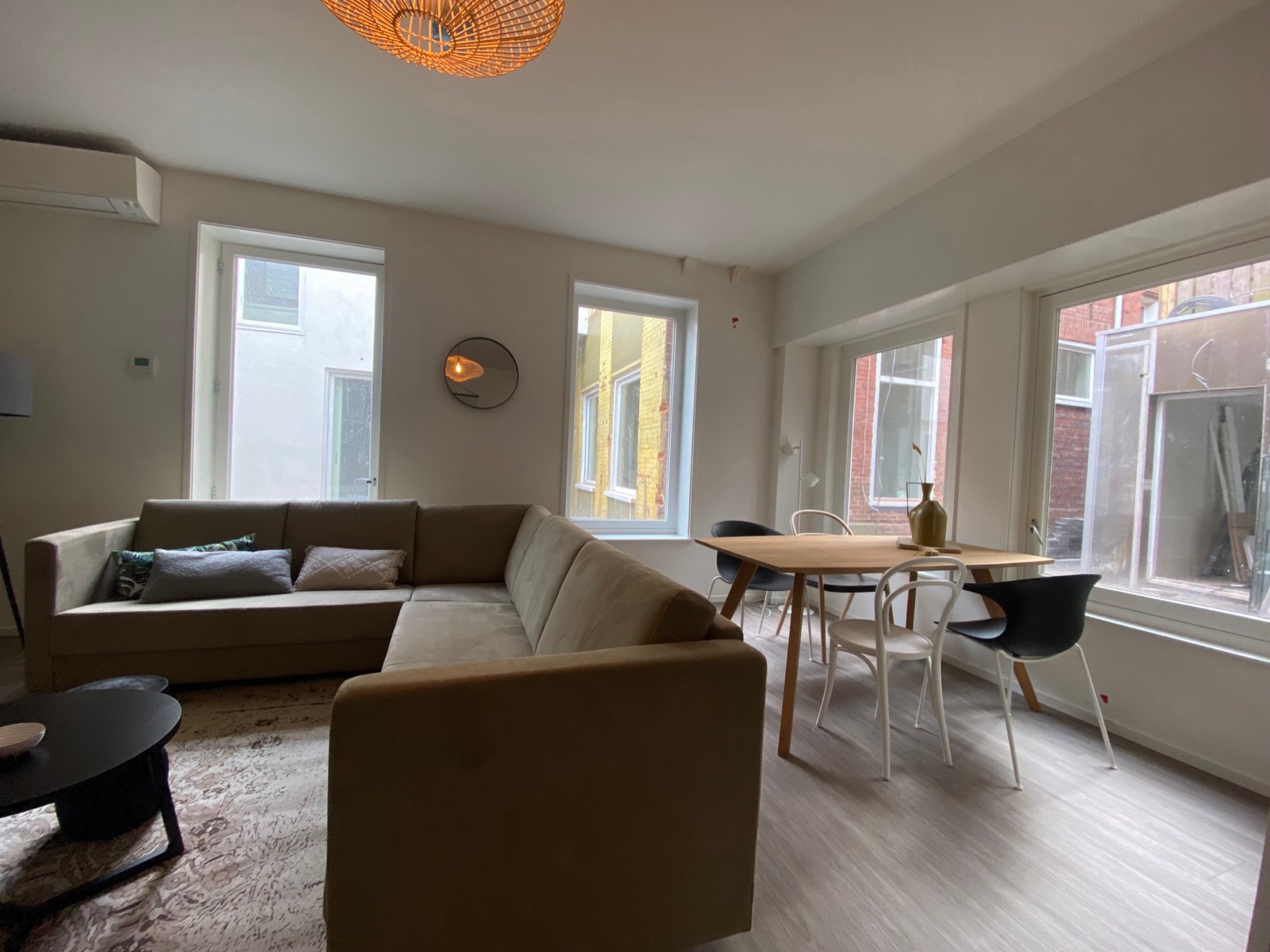 Gemeubileerd interieur van Nieuwe Boteringestraat 23-B in Groningen 14