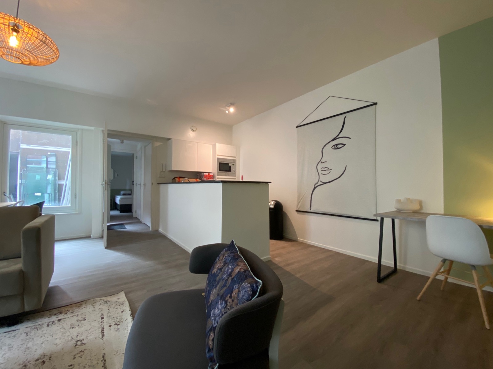 Gemeubileerd interieur van Nieuwe Boteringestraat 23-B in Groningen 18