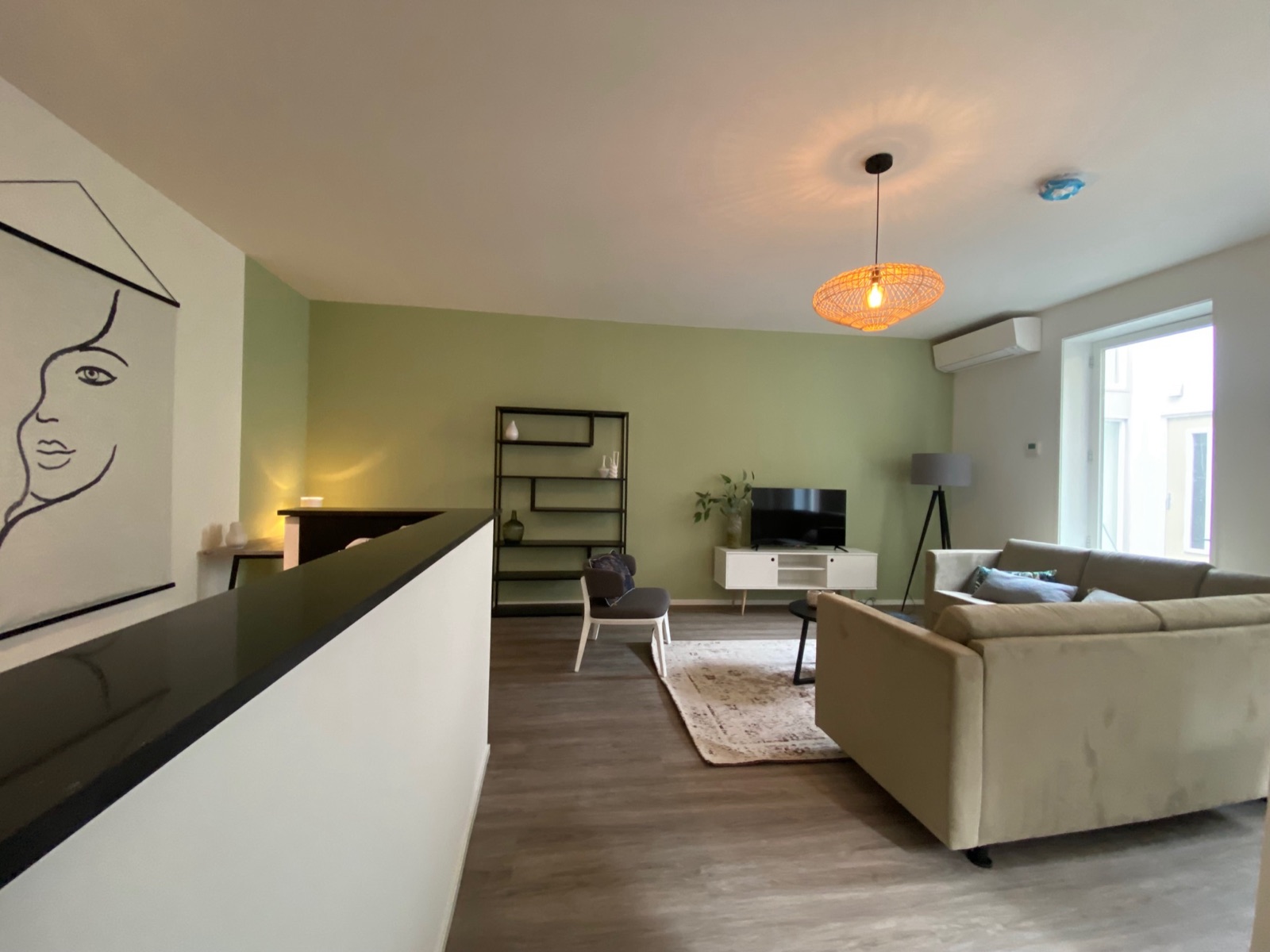 Gemeubileerd interieur van Nieuwe Boteringestraat 23-B in Groningen 24