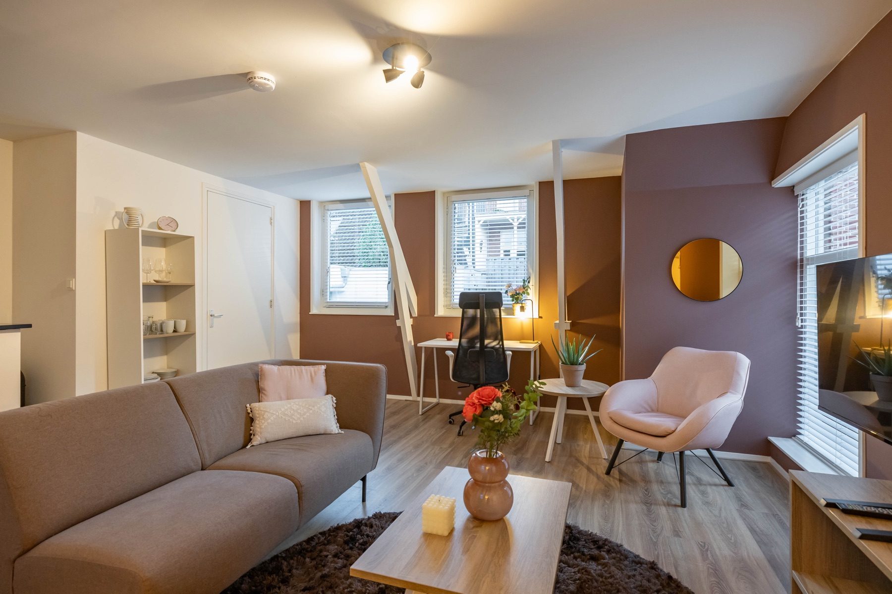 Furnished interior of Nieuwe Boteringestraat 23-F in Groningen 10