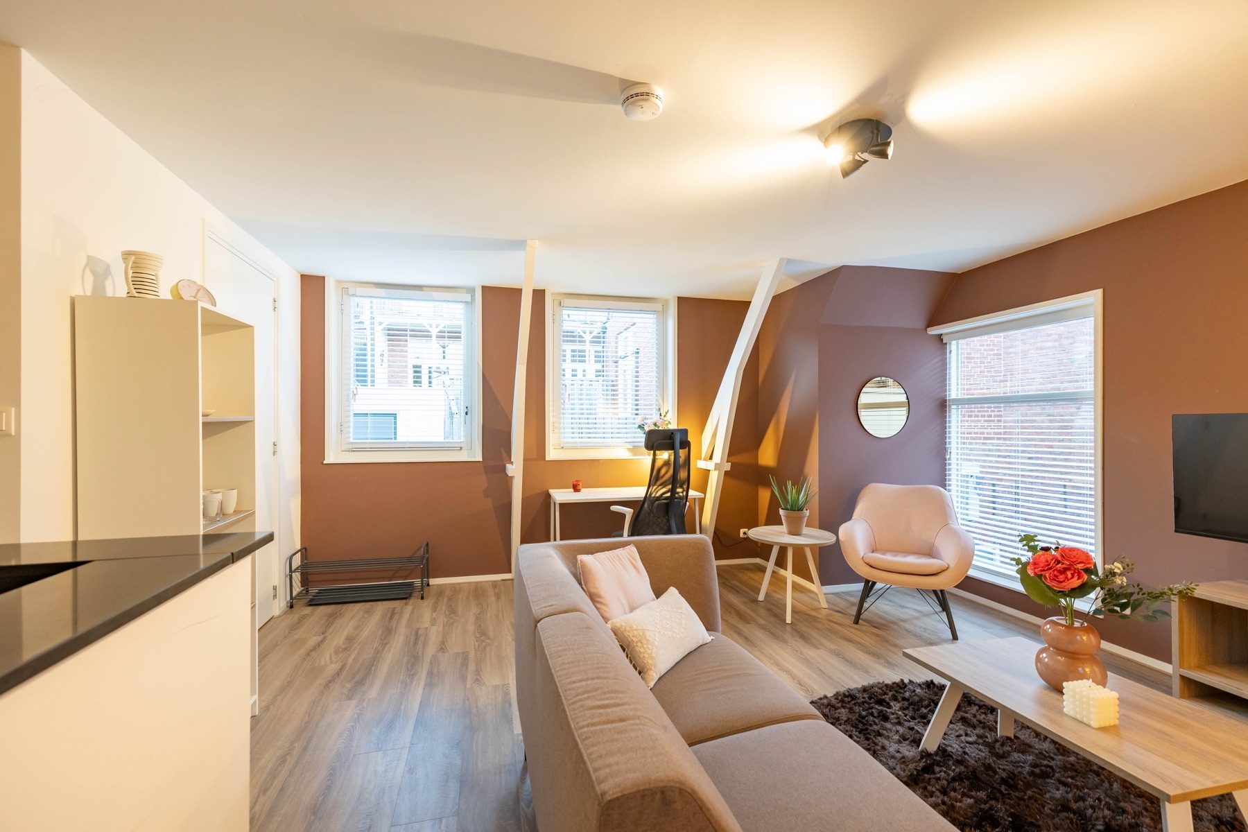Furnished interior of Nieuwe Boteringestraat 23-F in Groningen 14